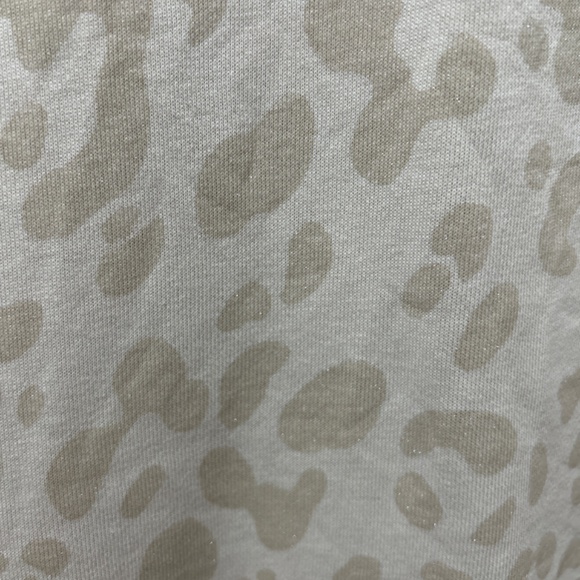 Worn once nude beige leopard print shimmer sweatshirt - Picture 3 of 5